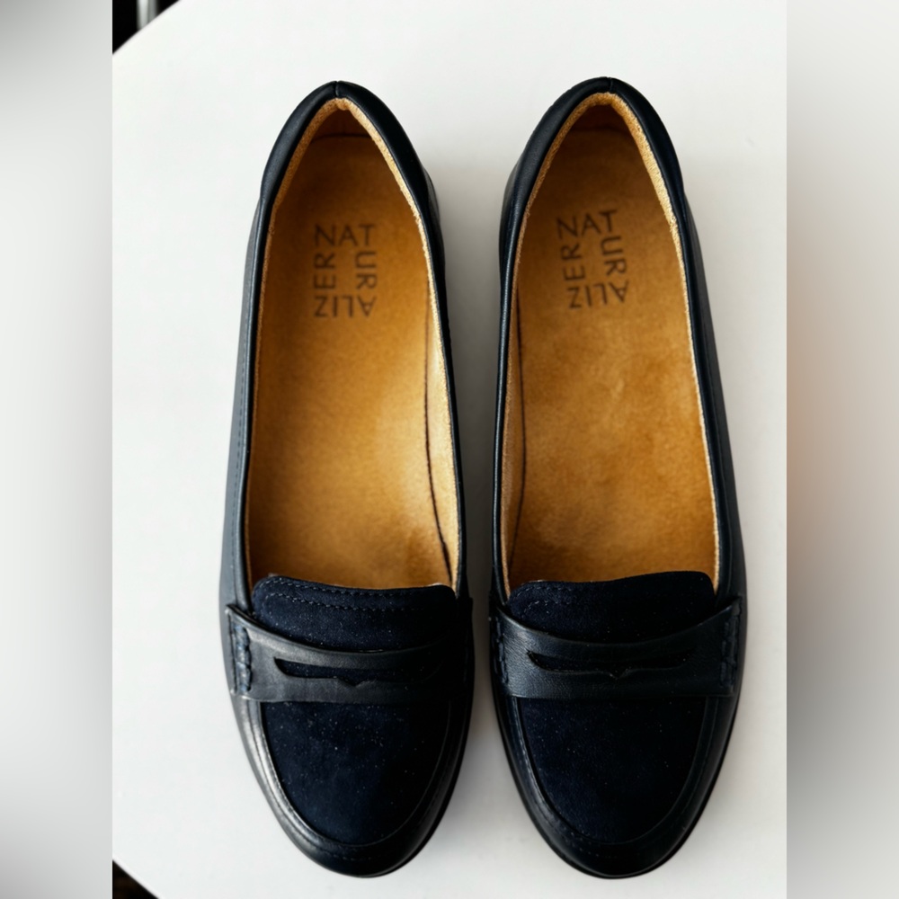 Naturalizer Finley Navy Leather Shoes